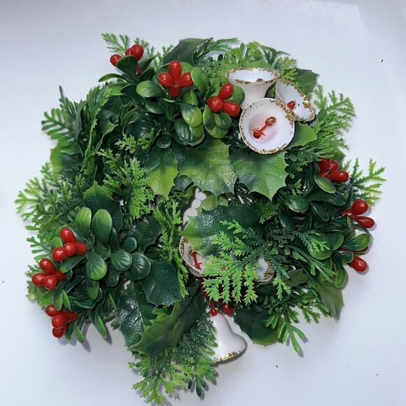 Two vintage Christmas plastic greenery candle wreaths with white bells - Picture 3 of 6